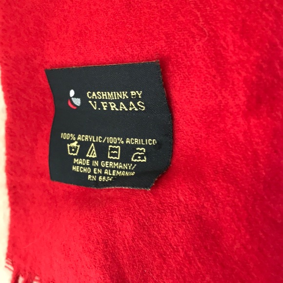 Cashmink by V. Fraas Bright Red Scarf - Picture 2 of 3